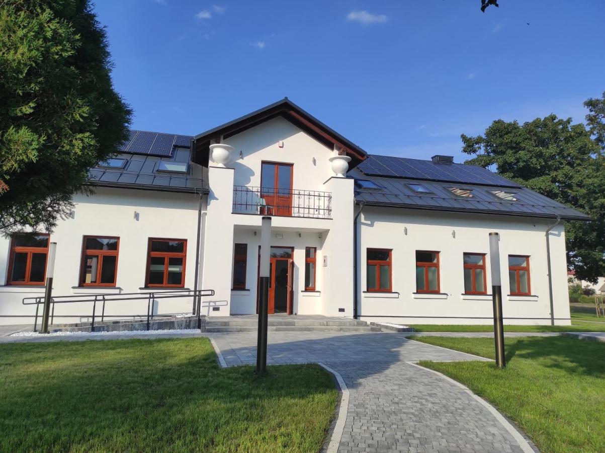 Pensjonat Dominikanski Krasnobród Exteriér fotografie