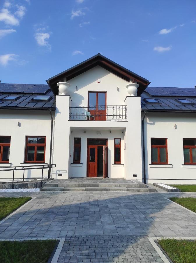 Pensjonat Dominikanski Krasnobród Exteriér fotografie